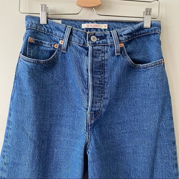 Levi’s-ribcage Straight Joli Thorax Droit Medium Wash Button Fly Jean - Picture 4 of 14